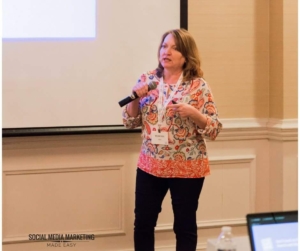 Melanie Diehl leading a seminar at social media marketing made easy conference virginia beach